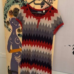 BB Dakota Red and Gray Zigzag Maxi Dress 31% wool - WARM NEVER WORN